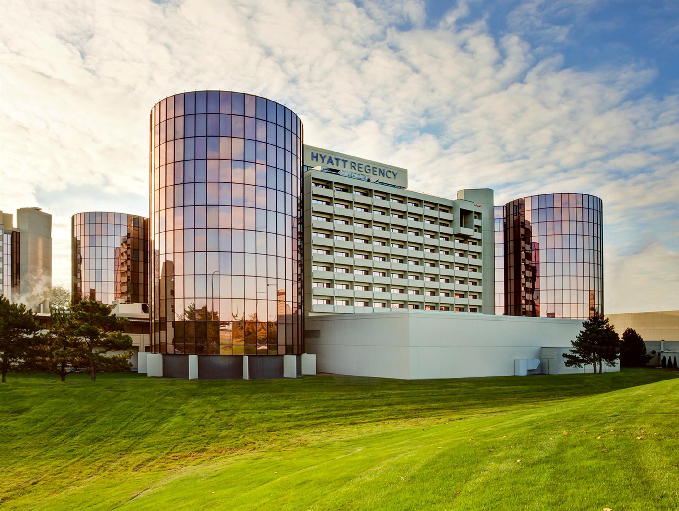 Отель Hyatt Regency O'Hare Chicago Розмонт Экстерьер фото